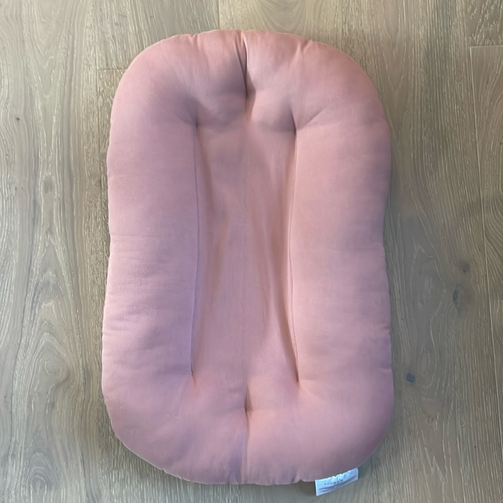 Snuggle Me baby lounger